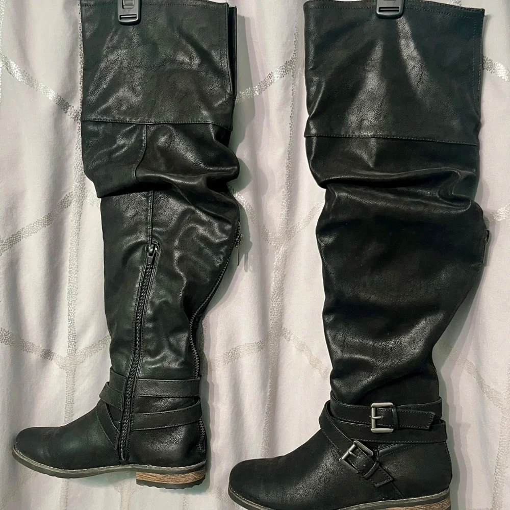 Carlos Santana Over the Knee Suede Slouch Boot - Picture 4 of 7
